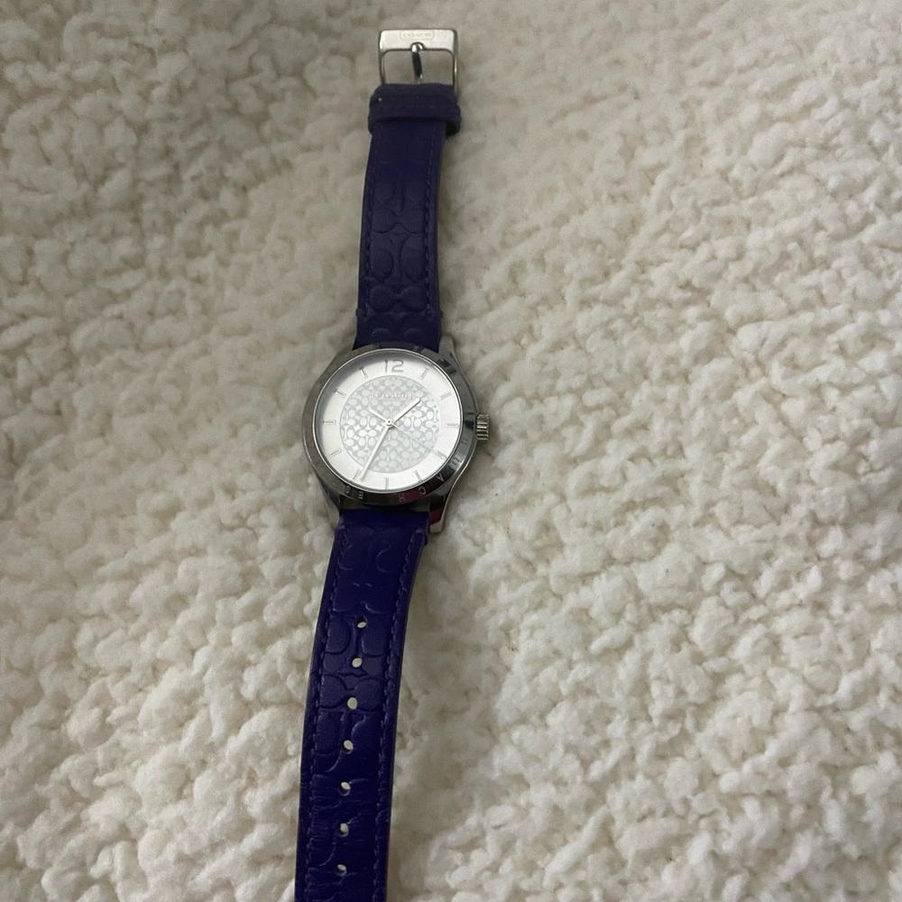Coach Maddy Violet Signature Watch - Picture 3 of 6